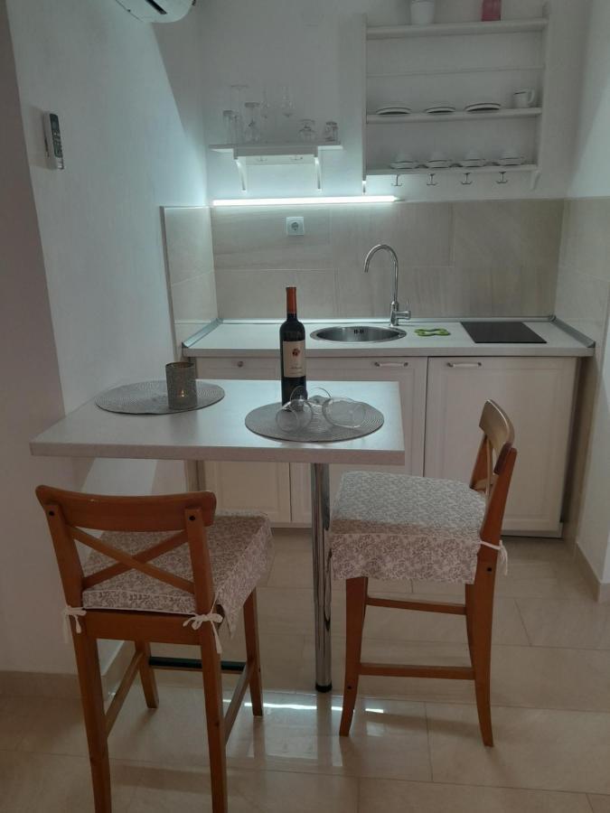 Apartments Blanka Zrnovo Εξωτερικό φωτογραφία