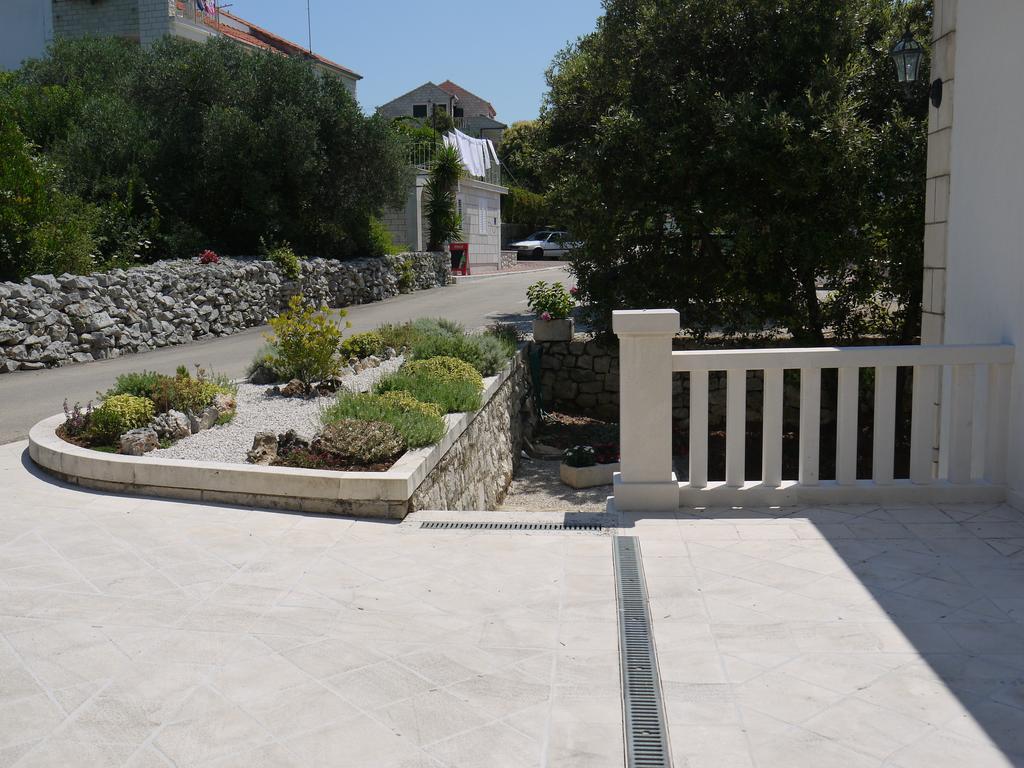 Apartments Blanka Zrnovo Εξωτερικό φωτογραφία