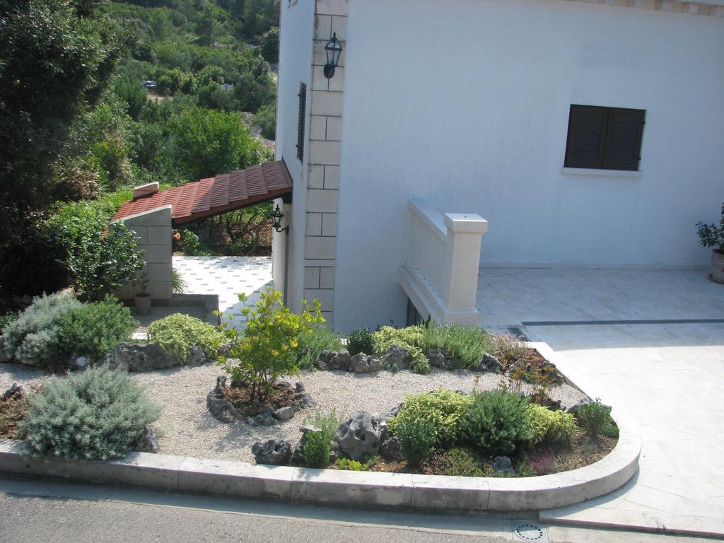 Apartments Blanka Zrnovo Εξωτερικό φωτογραφία