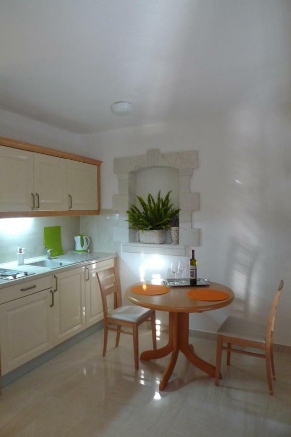 Apartments Blanka Zrnovo Εξωτερικό φωτογραφία